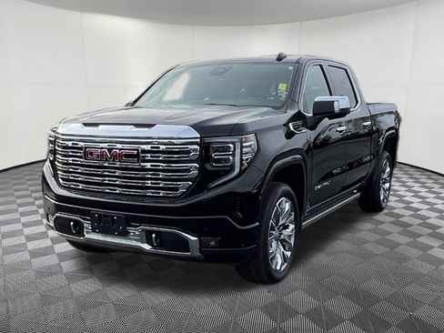 Used 2024 GMC Sierra 1500 Denali image 3