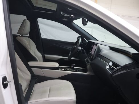 Used 2023 Lexus RX 350 Premium w/ Cold Area Package FWD image 9