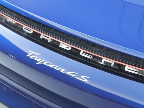 Used 2020 Porsche Taycan 4S w/ Premium Package image 62