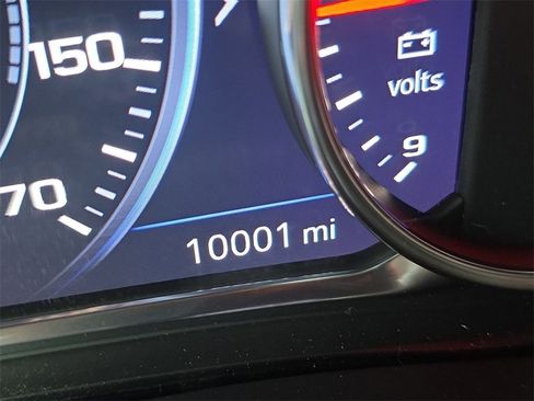 Used 2023 Chevrolet Traverse Premier w/ Redline Edition image 21