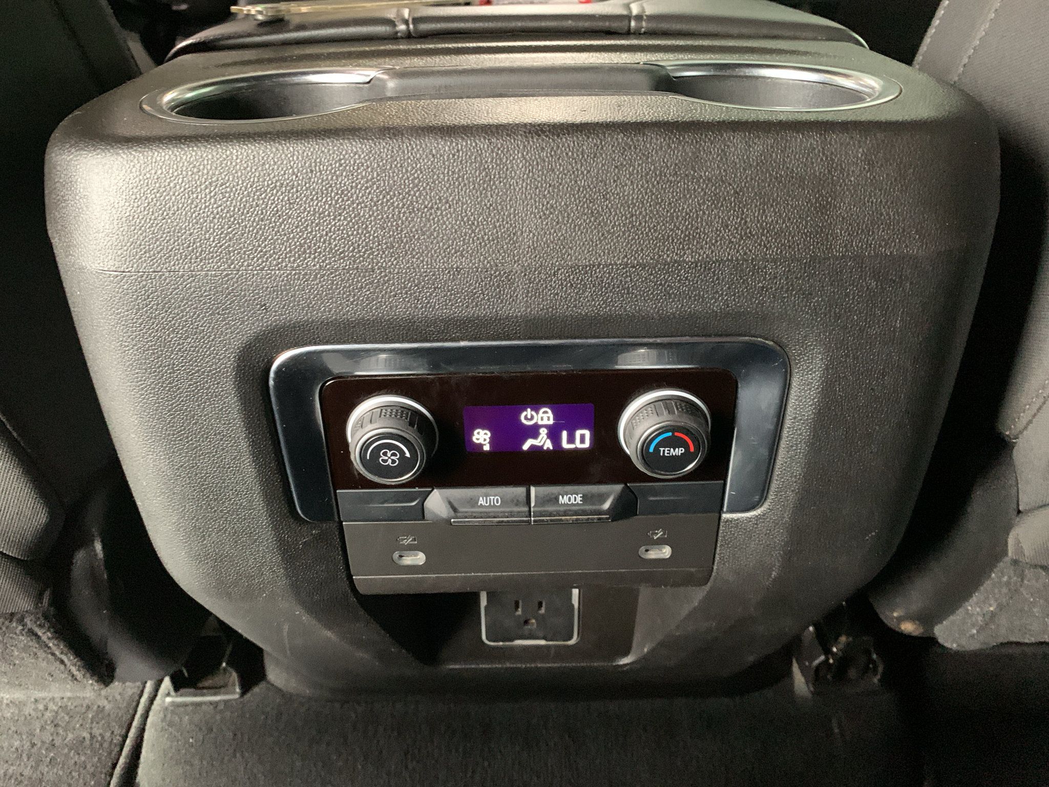 Used 2021 Chevrolet Tahoe LS RWD image 15