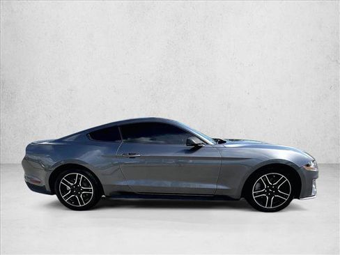 Used 2021 Ford Mustang Premium RWD image 5
