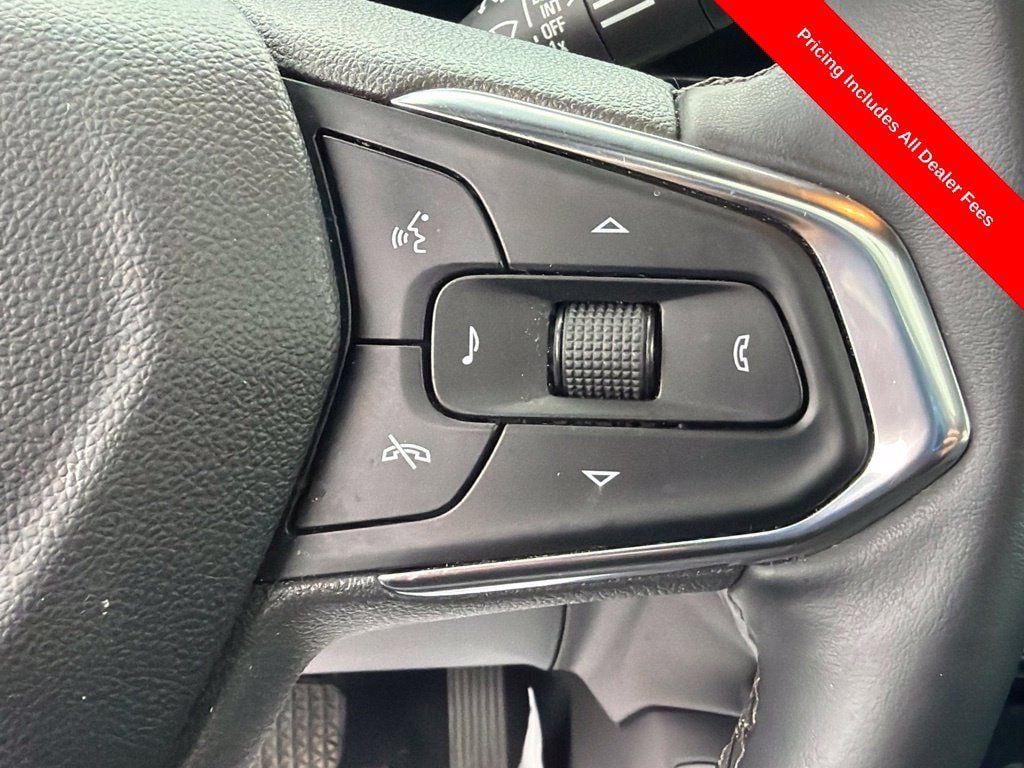 Used 2024 Chevrolet TrailBlazer ACTIV w/ Convenience Package FWD image 24