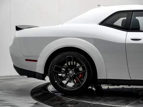 Used 2023 Dodge Challenger SRT Hellcat w/ Driver Convenience Group image 18