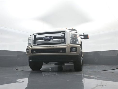 Used 2014 Ford F350 King Ranch w/ King Ranch w/Chrome Package image 19
