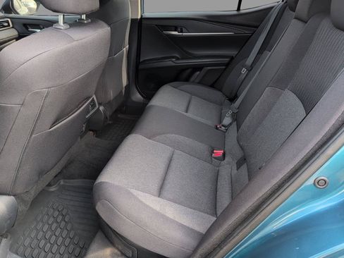 Used 2025 Toyota Camry LE w/ Convenience Package FWD image 32