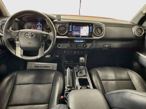 Used 2018 Toyota Tacoma TRD Off-Road w/ TRD Premium Off Road Package RWD image 27