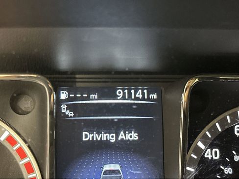 Used 2017 Nissan Titan Platinum Reserve image 19