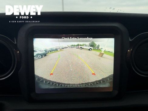 Used 2021 Jeep Wrangler Unlimited Sport AWD/4WD image 17
