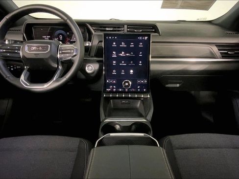 Used 2025 GMC Terrain Elevation AWD/4WD image 15