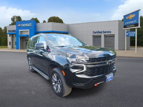 Used 2022 Chevrolet Tahoe Z71 w/ Z71 Off-Road Package image 2