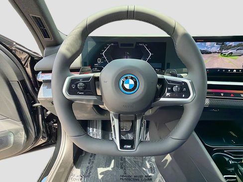 New 2027 BMW 550e xDrive w/ Executive Package AWD/4WD image 38