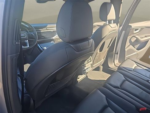 Used 2021 Audi Q7 3.0T Premium Plus w/ Premium Plus Package image 12