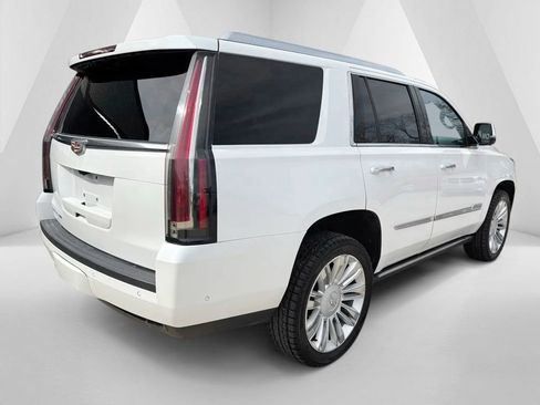 Used 2020 Cadillac Escalade Platinum AWD/4WD image 7