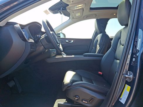 New 2026 Volvo XC60 T8 Ultra w/ Protection Package Premier AWD/4WD image 8
