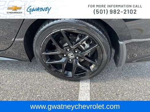 Used 2025 Honda Civic Sport image 10