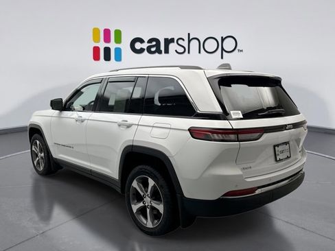 Used 2023 Jeep Grand Cherokee Limited w/ Rear Seat Video Group I image 3