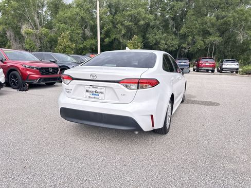Used 2023 Toyota Corolla LE w/ LE Convenience Package FWD image 6