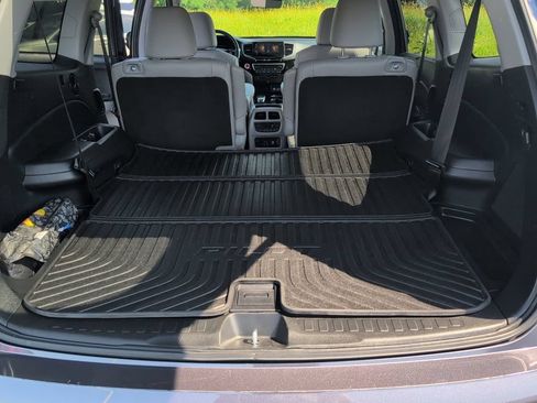 Used 2021 Honda Pilot Touring image 42