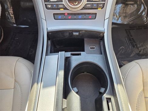 Used 2017 Lincoln MKZ Reserve image 29