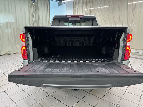 Used 2023 Chevrolet Silverado 1500 LTZ w/ LTZ Convenience Package II AWD/4WD image 8