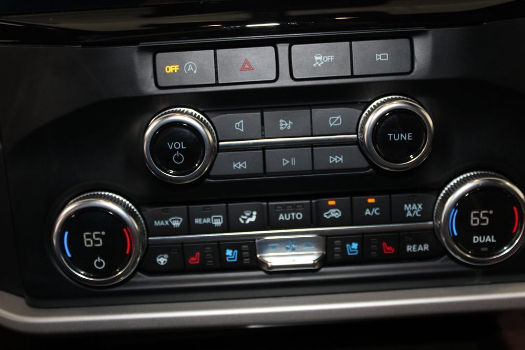 Used 2024 Ford Expedition Limited AWD/4WD image 53