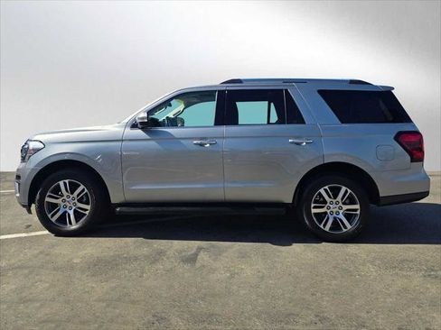 Used 2024 Ford Expedition Limited RWD image 6