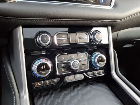 Used 2024 GMC Yukon Denali w/ LPO, Floor Liner Package image 35