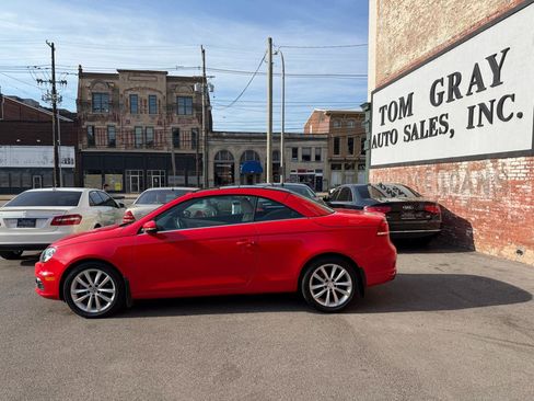 Used 2016 Volkswagen Eos Komfort image 10