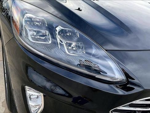 Used 2022 Ford Escape Titanium w/ Titanium Elite Package image 29