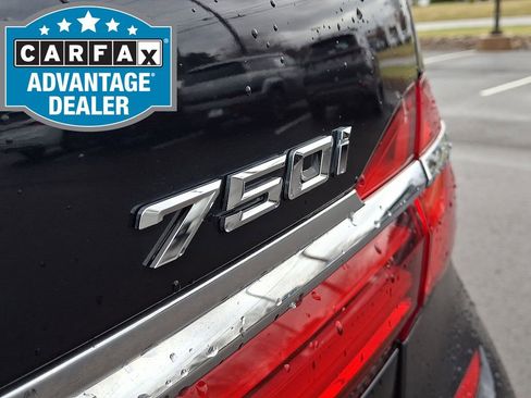 Used 2016 BMW 750i xDrive image 39
