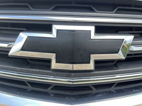 Used 2017 Chevrolet Traverse Premier FWD image 32