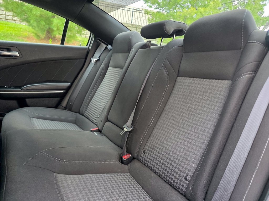 Used 2023 Dodge Charger SXT RWD image 9