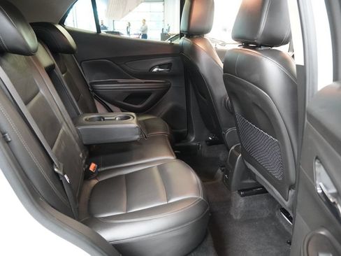 Used 2019 Buick Encore Essence AWD/4WD image 31