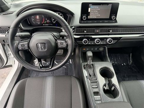 Certified 2025 Honda Civic Sport image 9