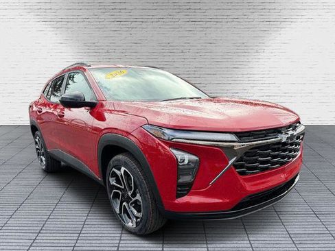 New 2026 Chevrolet Trax RS FWD image 6