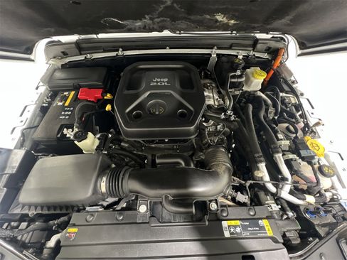 Used 2023 Jeep Wrangler Unlimited Sahara w/ Cold Weather Group image 25