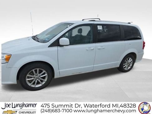 Used 2020 Dodge Grand Caravan SXT image 6