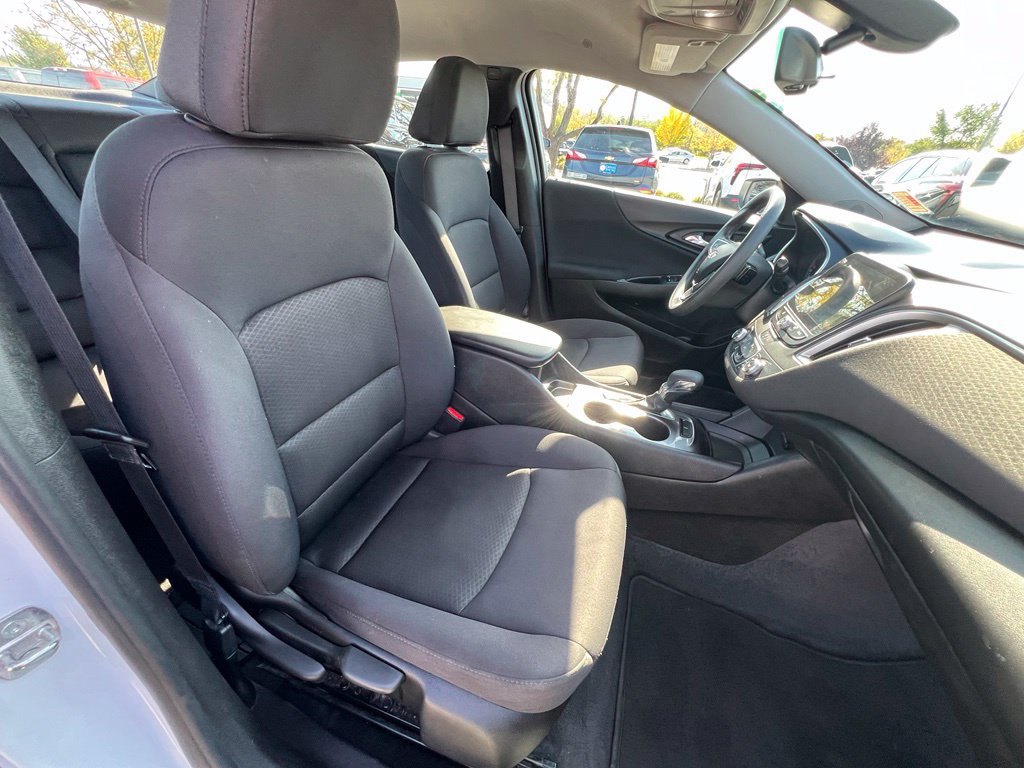Used 2022 Chevrolet Malibu LS FWD image 27