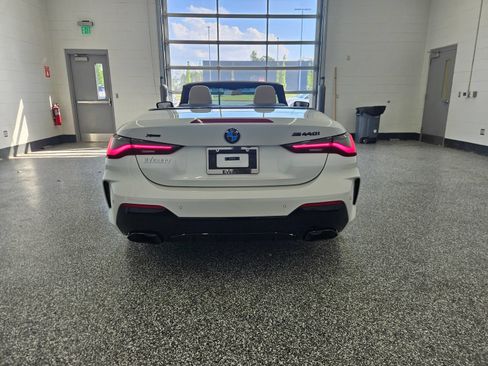 Used 2024 BMW 440i xDrive Convertible w/ Premium Package AWD/4WD image 12