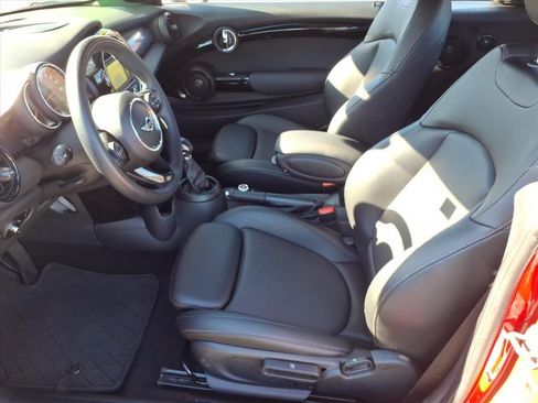 Used 2018 MINI Cooper S image 4
