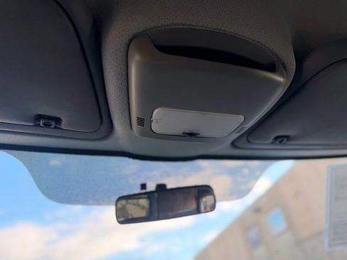 Used 2013 Mercedes-Benz Sprinter 2500 image 25