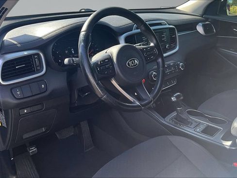 Used 2016 Kia Sorento AWD w/ LX Convenience Package image 14