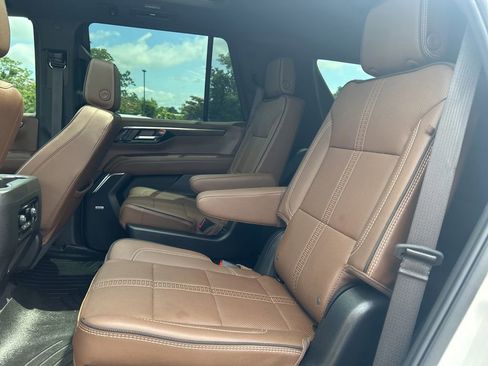 Used 2025 Chevrolet Tahoe High Country w/ Sun And Tow Package AWD/4WD image 26