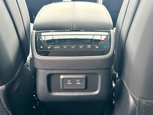 Used 2026 INFINITI QX60 Luxe w/ Cargo Package image 28