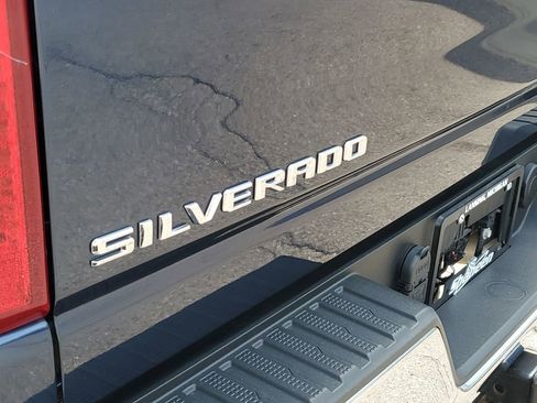 Used 2022 Chevrolet Silverado 2500 LT w/ Convenience Package AWD/4WD image 36