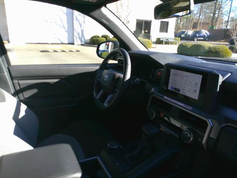 Used 2025 Toyota 4Runner TRD Off Road image 34