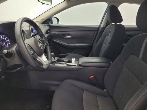 Used 2024 Nissan Sentra SV FWD image 17