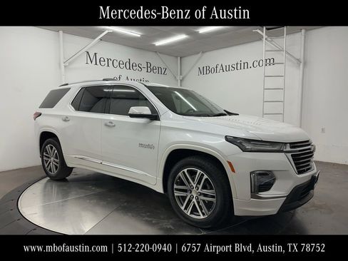 Used 2023 Chevrolet Traverse High Country image 1