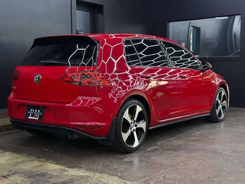 Used 2015 Volkswagen GTI S FWD image 9